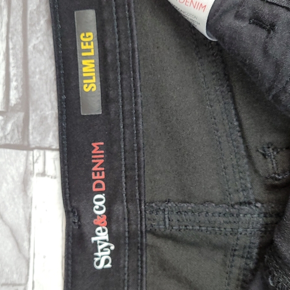 NWOT STYLE & CO BLACK SLIM LEG STRETCH JEANS - Picture 13 of 15